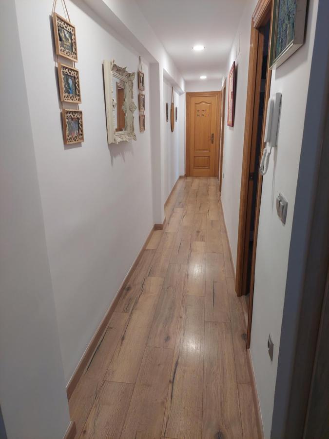 Family Apartment Andrea Алакуас Екстер'єр фото